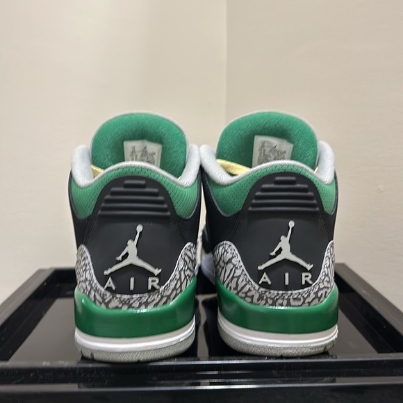 Jordan 3 retro ( Pine Green ) Size 10 US - Picture 3 of 9